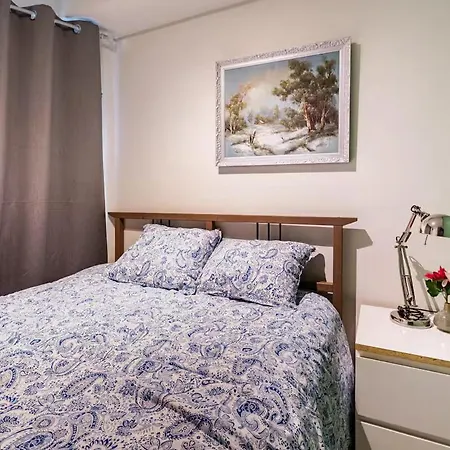 Apartment In The Heart Of *